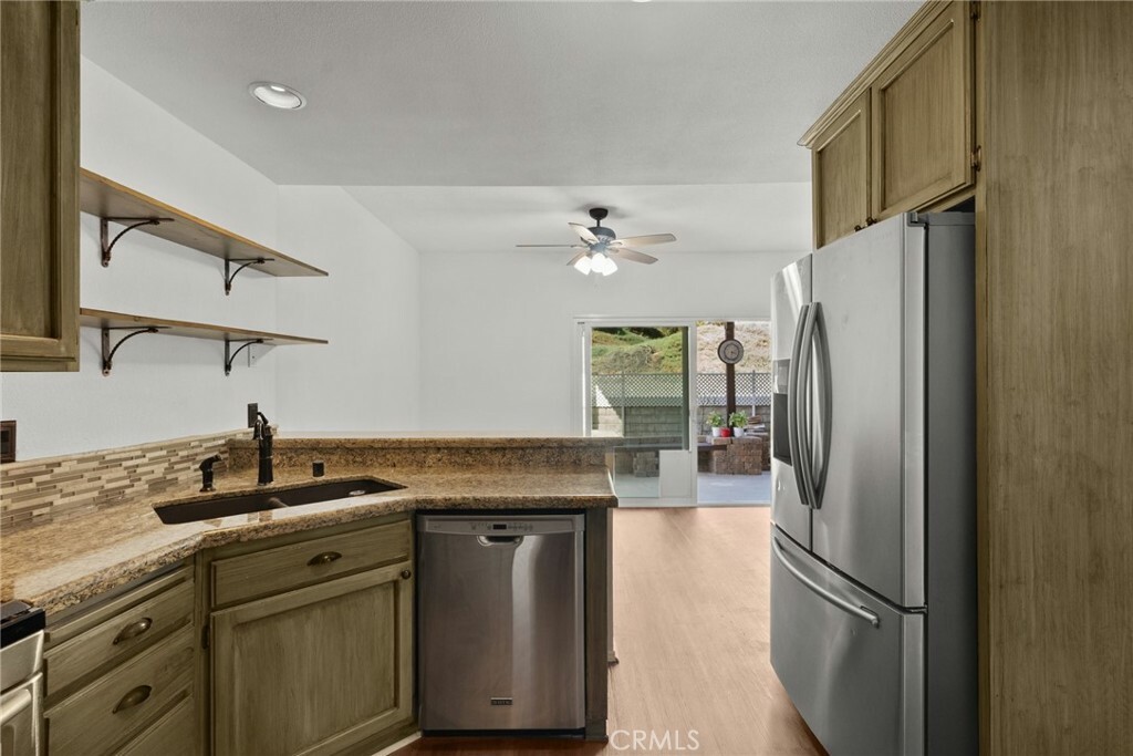 Property Photo:  28121 Seco Canyon Road 86  CA 91390 