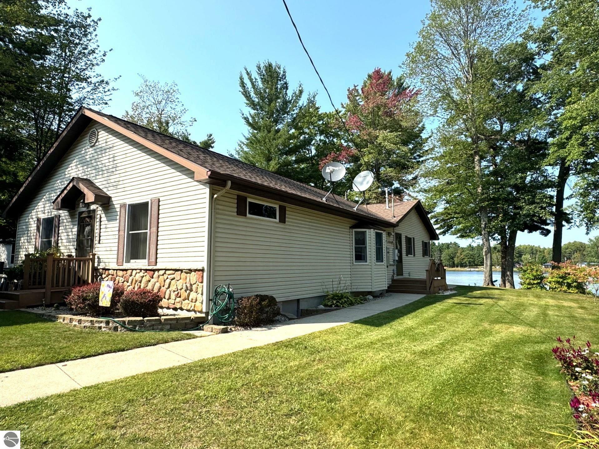 Property Photo:  4983 Rudy Drive  MI 48624 