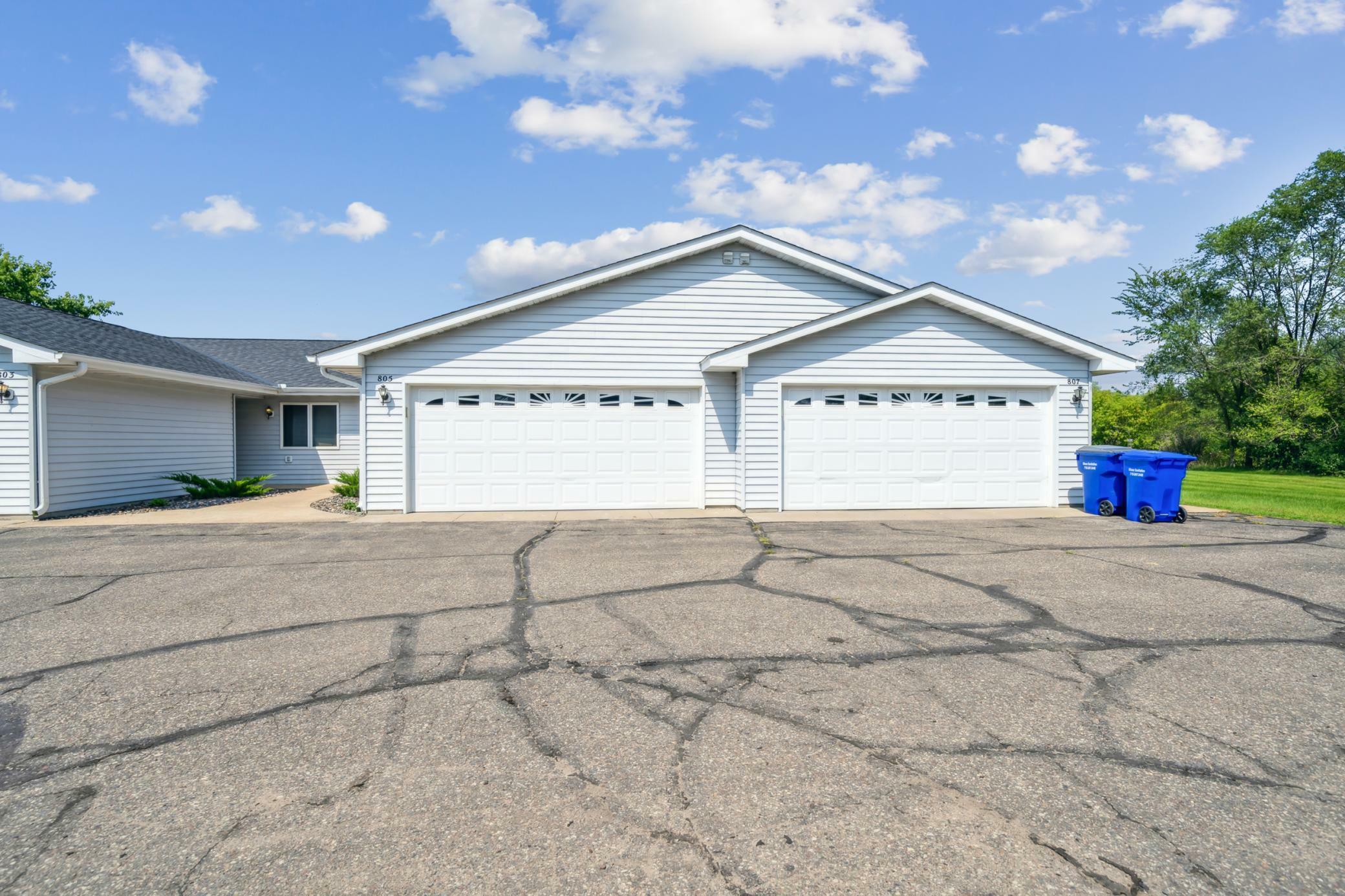 Property Photo:  805 Raymond Street  WI 54025 