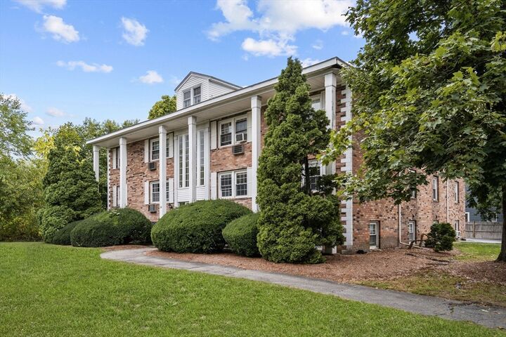 Property Photo:  53 N Billerica Rd 5  MA 01852 