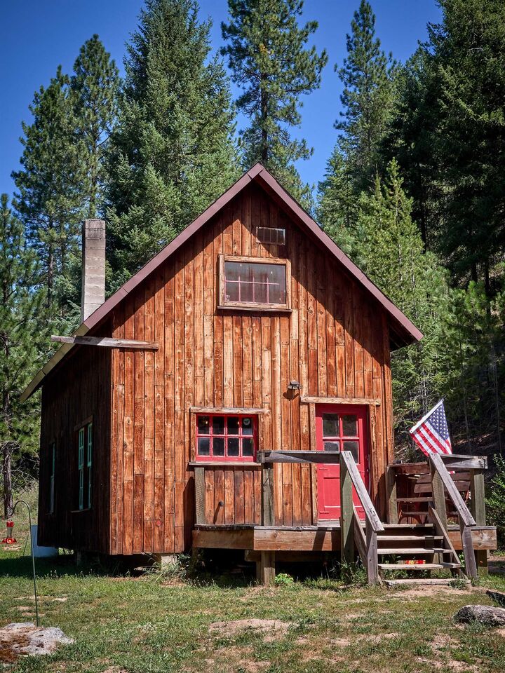 38130 N Starr Rd  Newport WA 99156 photo