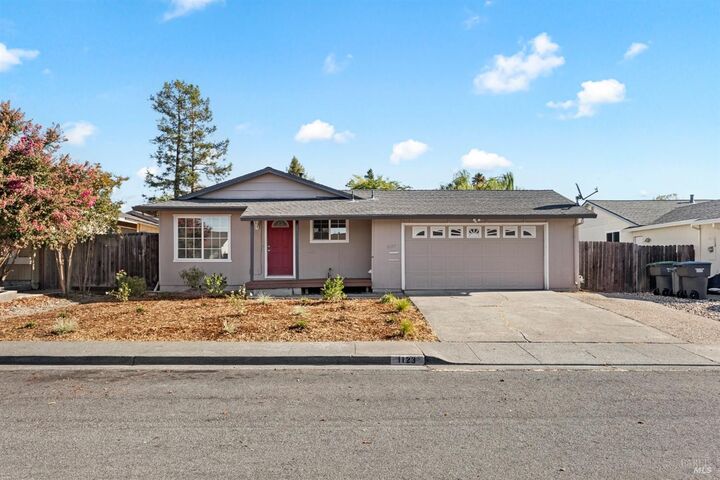 1123 Saint Vincent Court  Petaluma CA 94954 photo