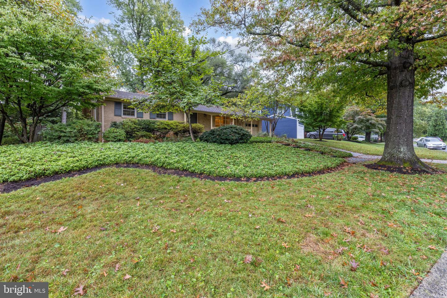 Property Photo:  8600 Bunnell Drive  MD 20854 