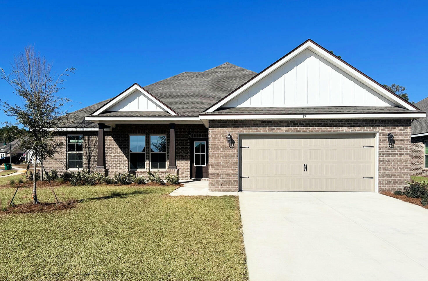 Property Photo: 19 Starfall Court FL 32439