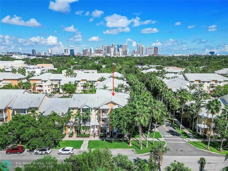 Property Photo:  334 SW 14th Ave 334  FL 33312 