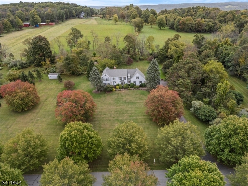 Property Photo: 6 Hunters Rd NJ 08826