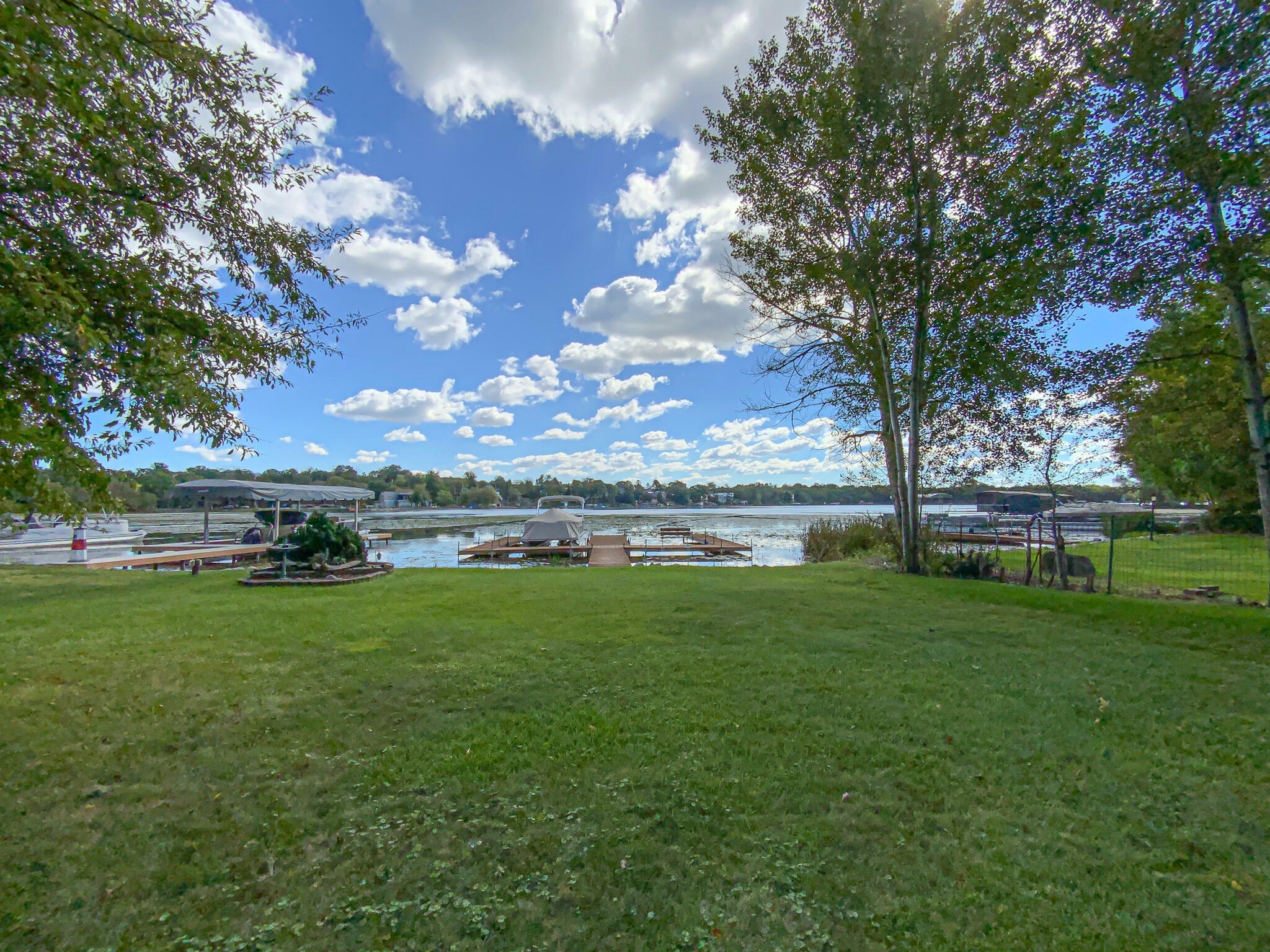 Property Photo:  W336n6496 Lakeview Dr  WI 53066 