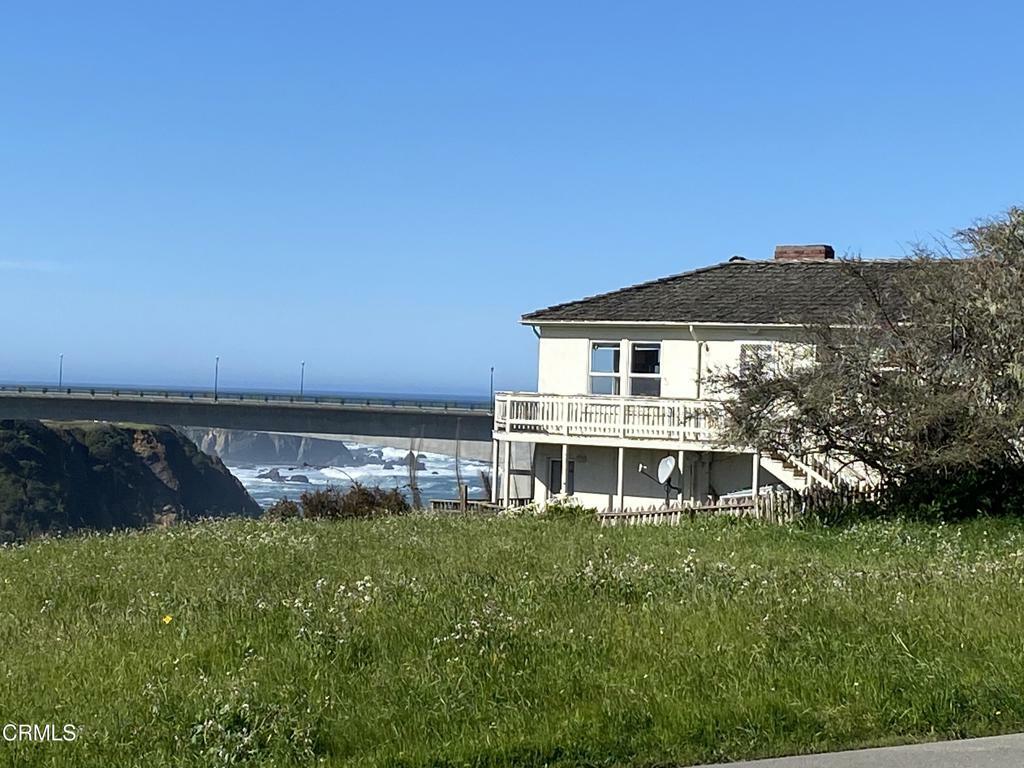 300 N Harbor Drive  Fort Bragg CA 95437 photo