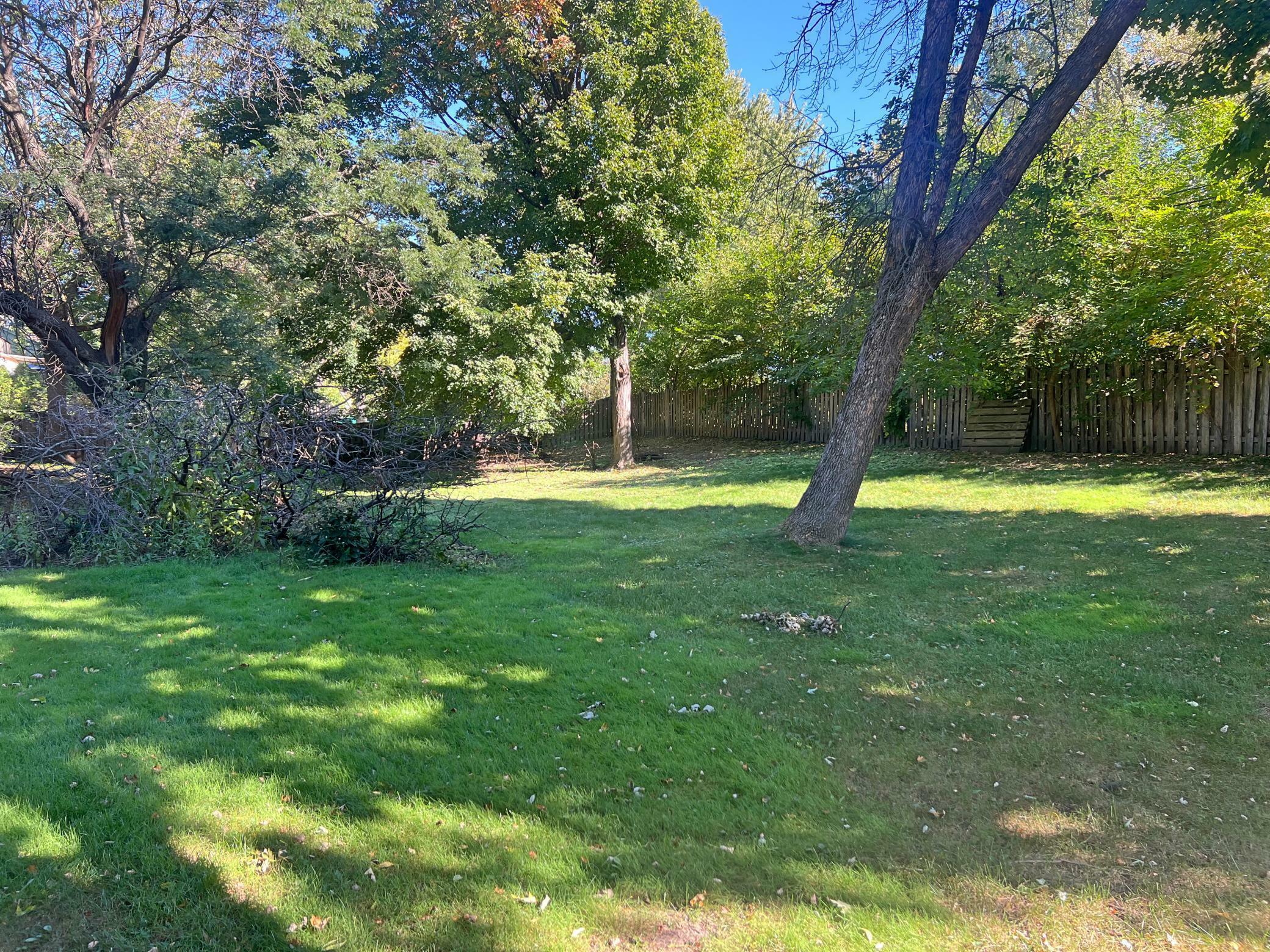 Property Photo:  1138 Sylvandale Road  MN 55118 