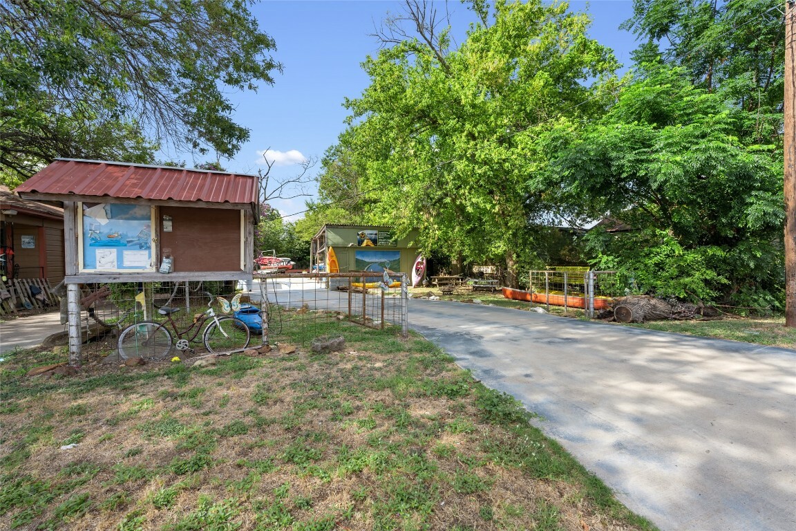 Property Photo:  1409 Chestnut Street  TX 78602 