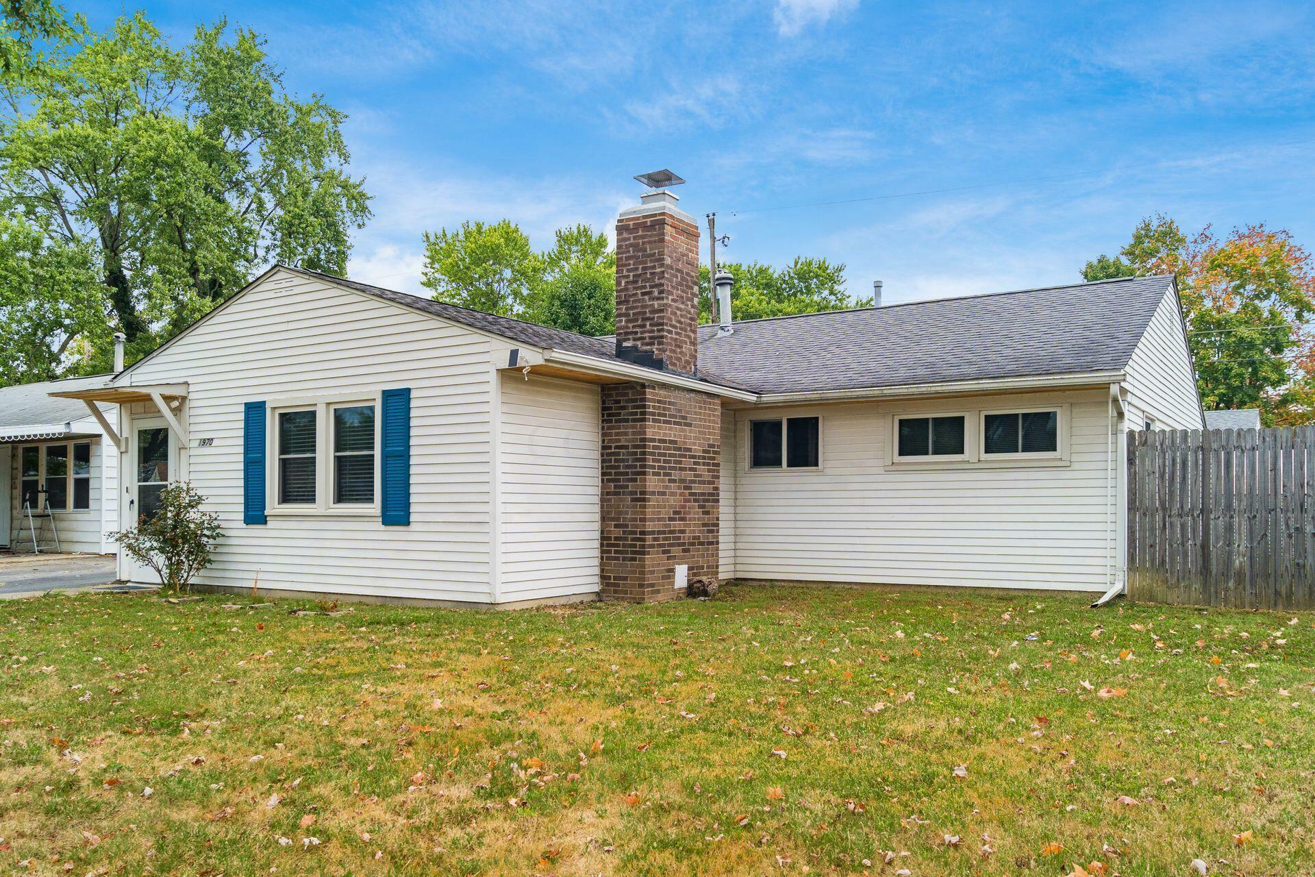 Property Photo:  1970 Westfield Drive S  OH 43223 