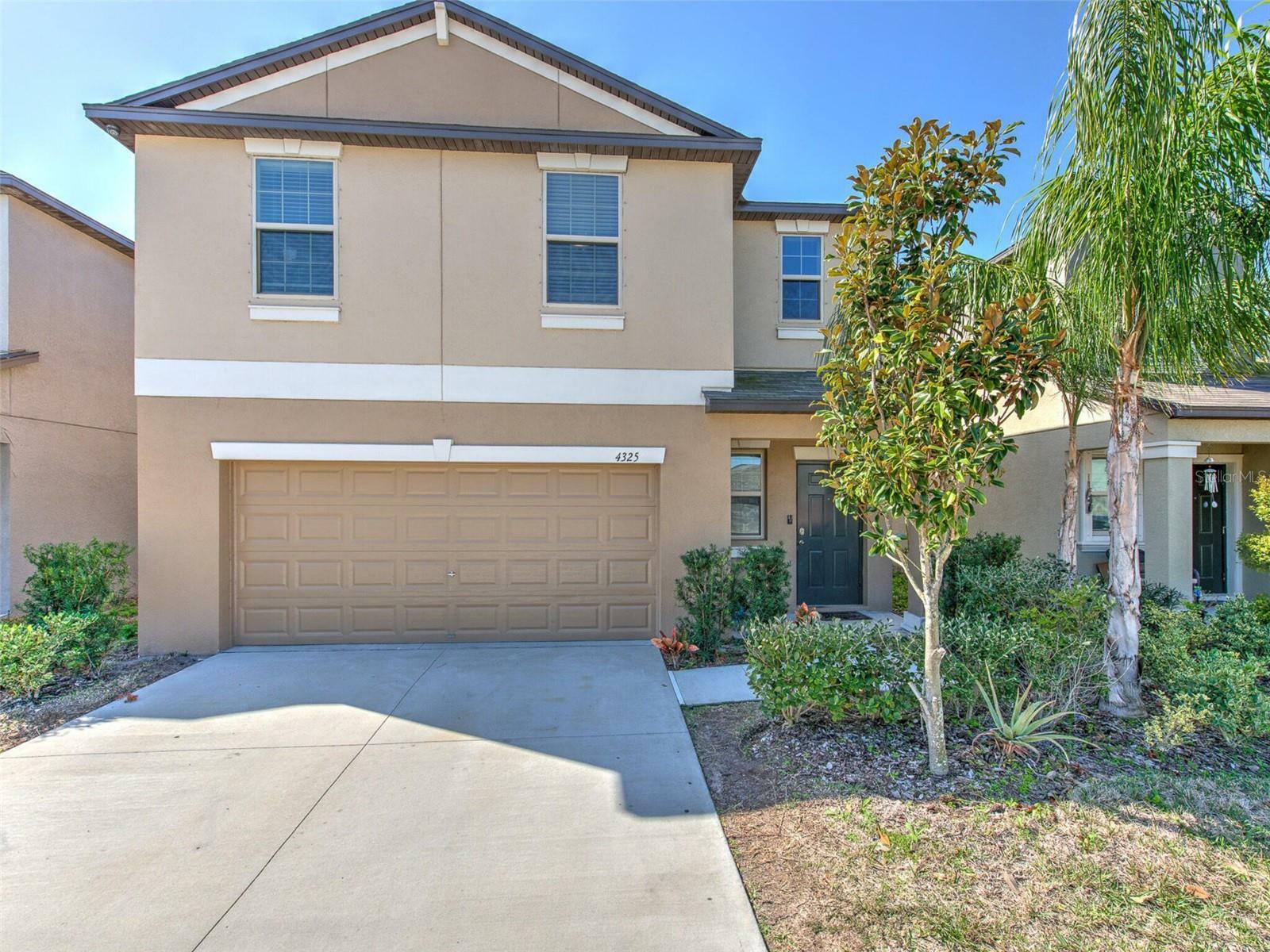 Property Photo:  4325 Unbridled Song Drive  FL 33573 