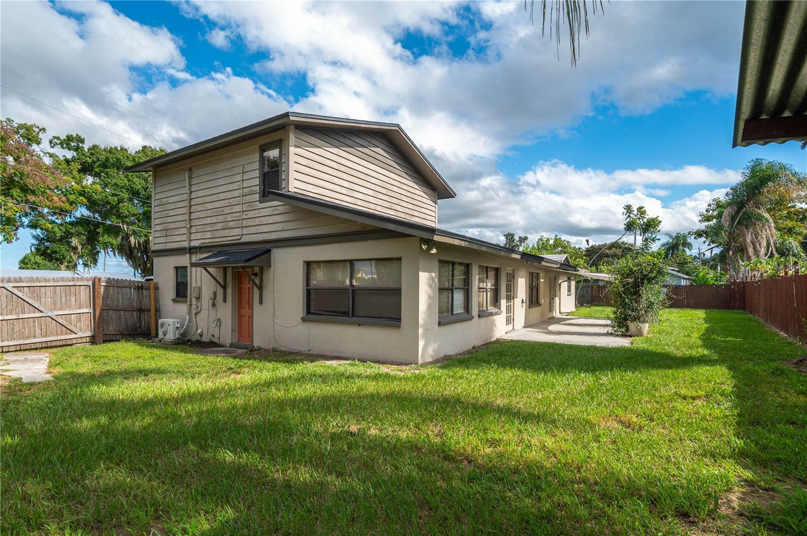 Property Photo:  251 Lake Howard Drive SW  FL 33880 