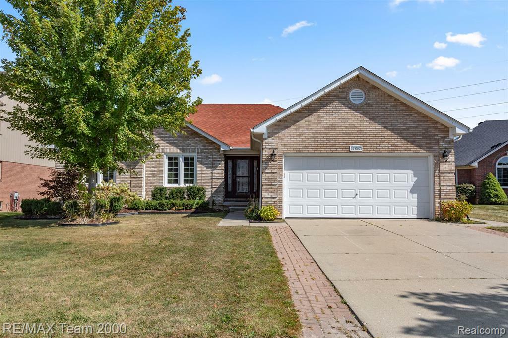 Property Photo:  47852 Racewood Drive  MI 48044 2969 