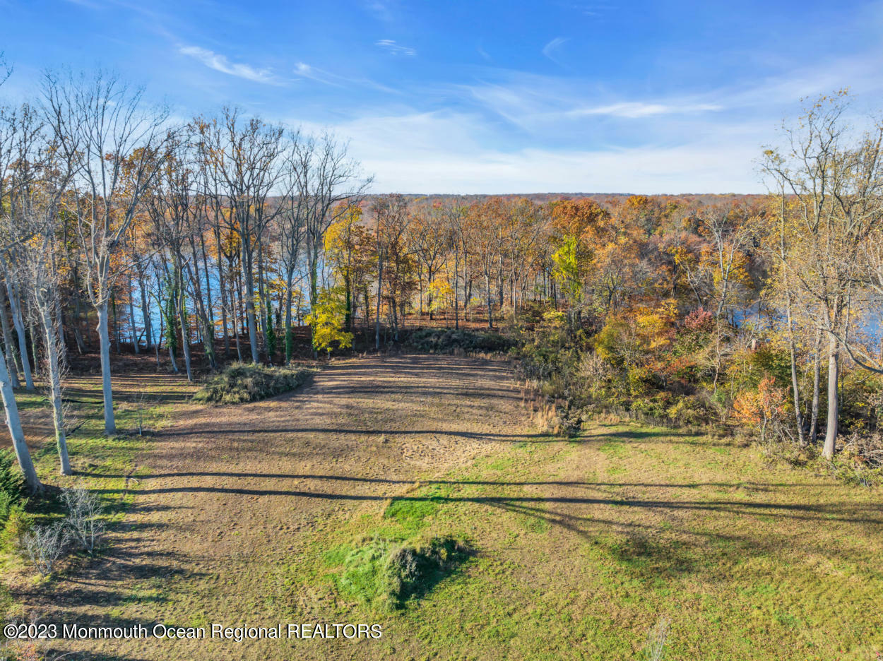 Property Photo:  11 Bucchop Lane  NJ 07701 