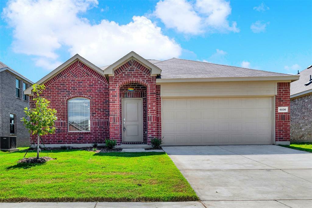 Property Photo:  4836 Sagerun Street  TX 75407 