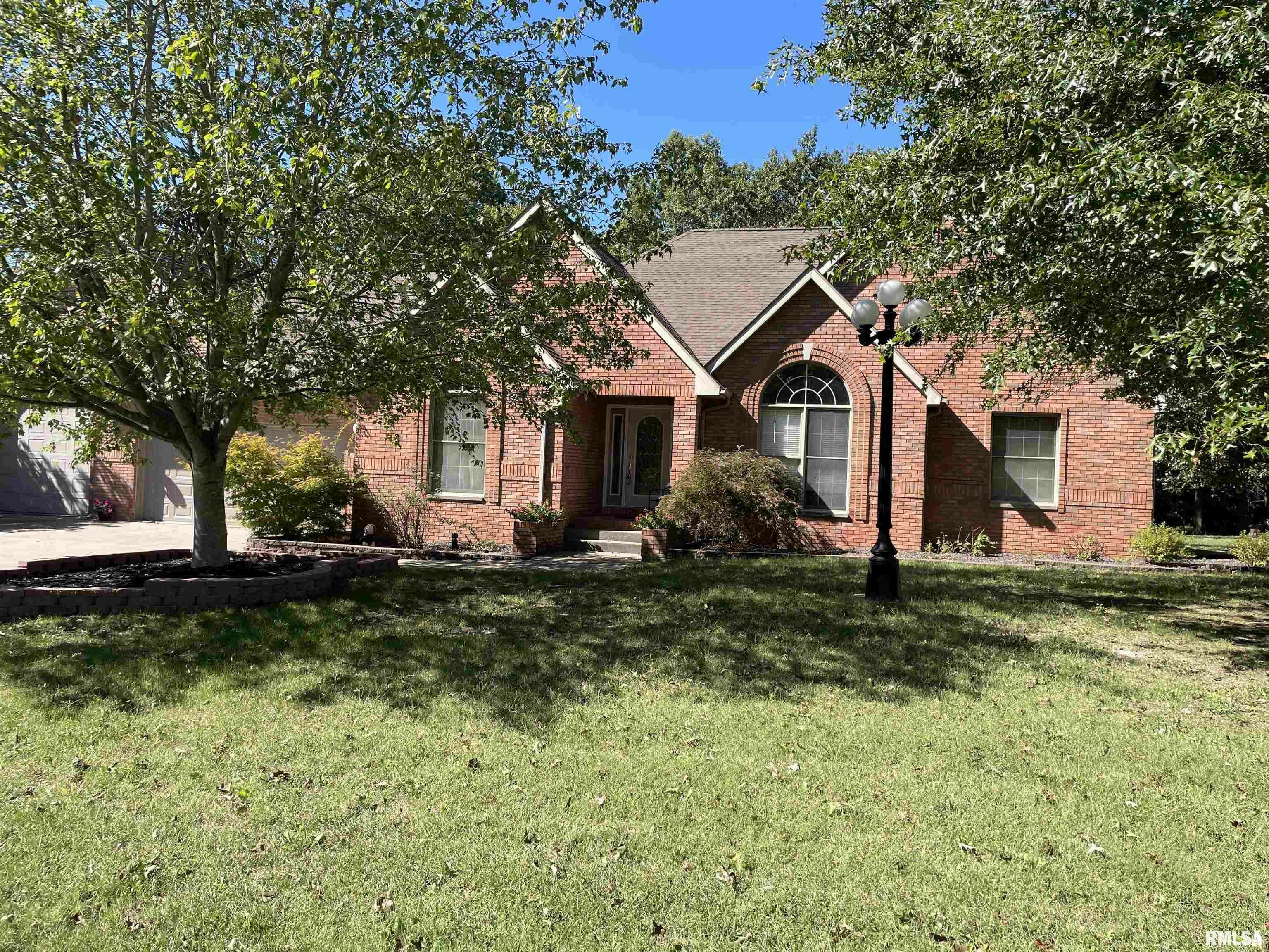 Property Photo: 1702 Reveille Drive IL 62959