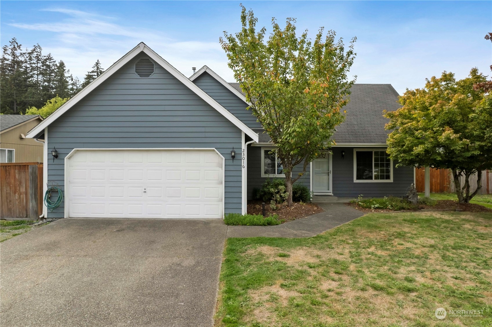 Property Photo:  23016 57th Ave E  WA 98387 