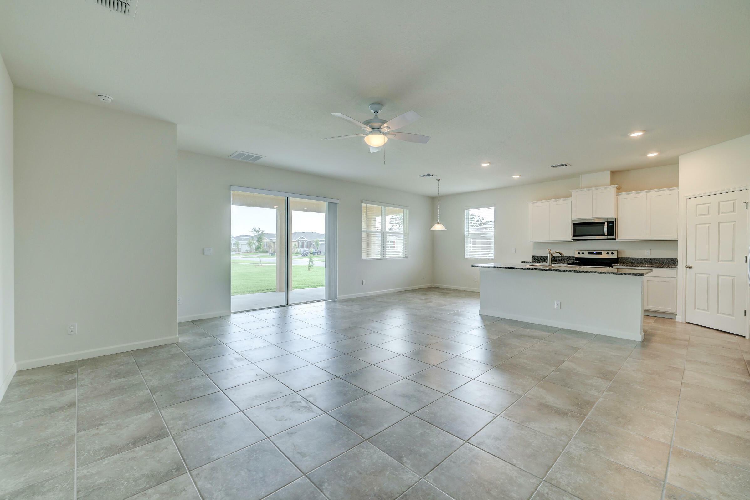 Property Photo:  2410 Condor Lane SW  FL 32962 