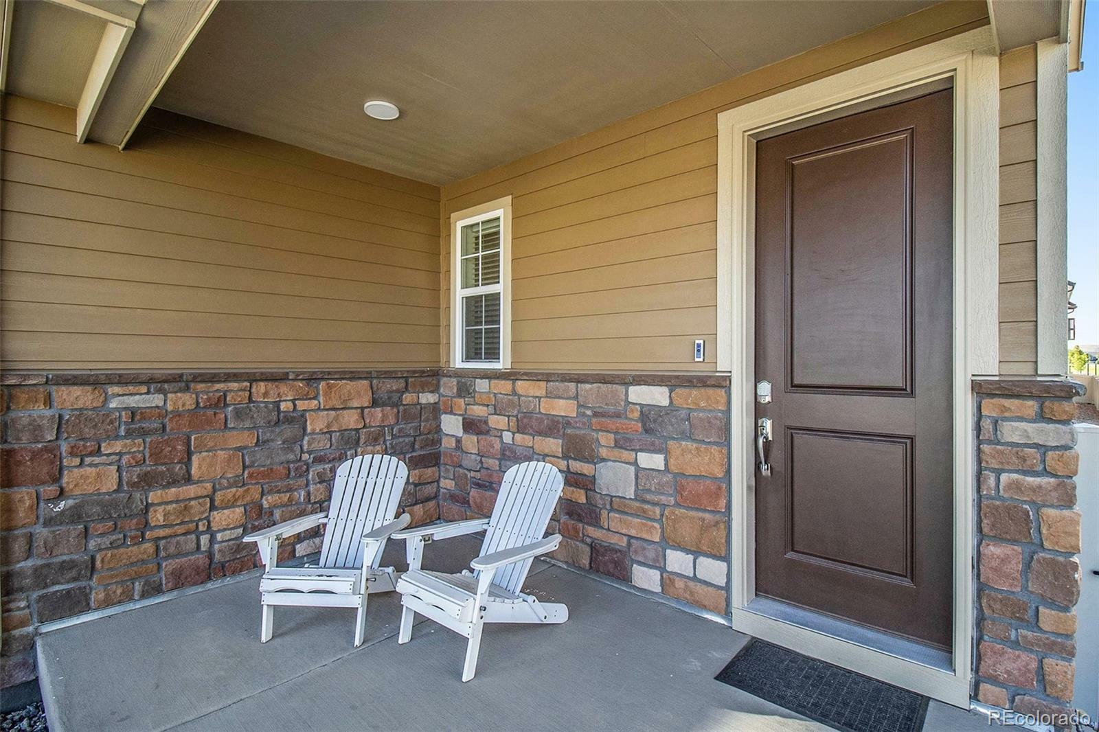 Property Photo:  992 Magnolia Street  CO 80516 