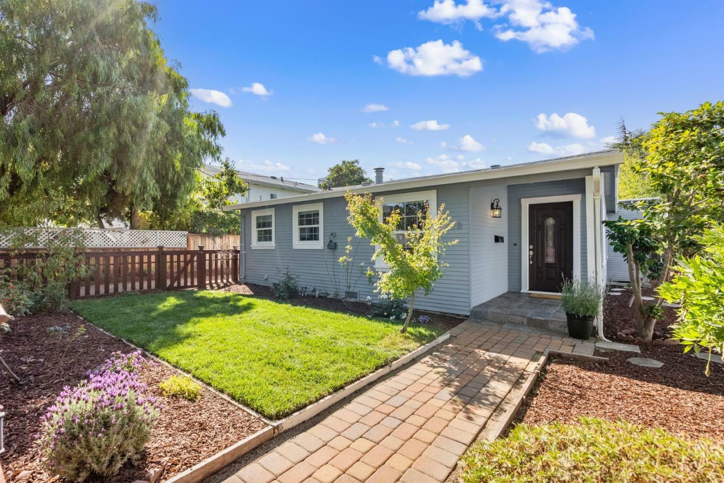 Property Photo:  228 South Rengstorff Avenue  CA 94040 