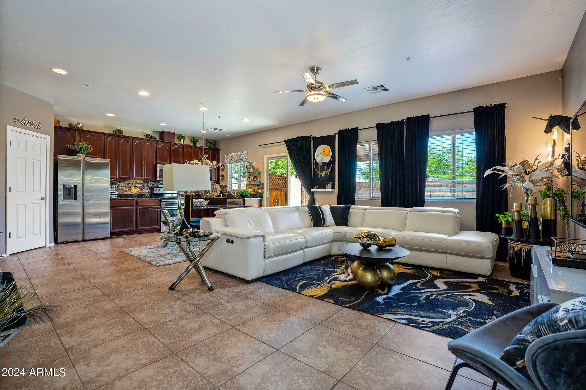 Property Photo:  13083 N 87th Drive  AZ 85381 