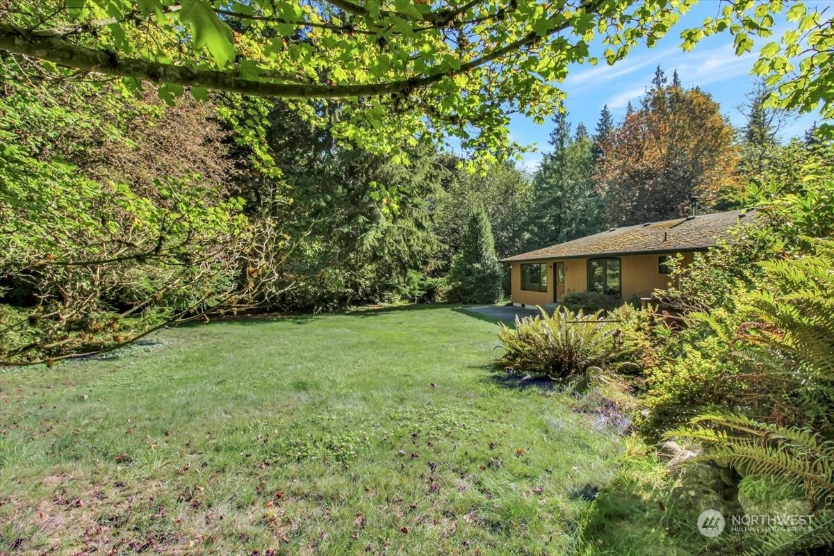 Property Photo:  22431 40th Drive NE  WA 98223 