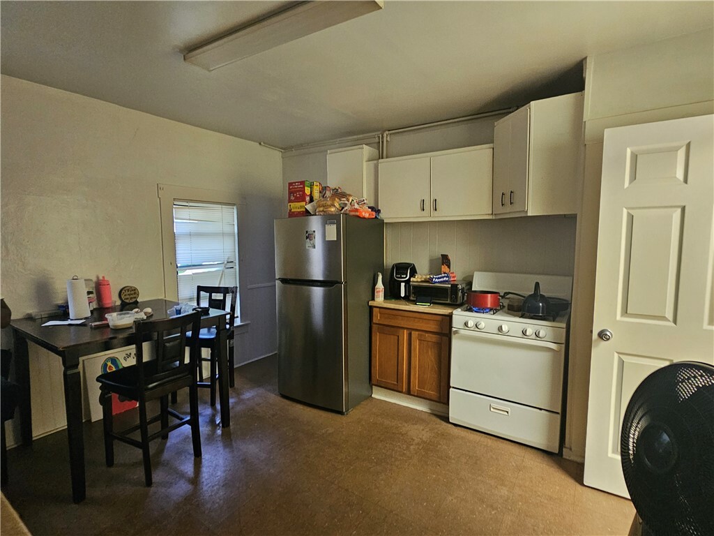 Property Photo:  85 1/2 Bartlett Avenue  NY 13045 