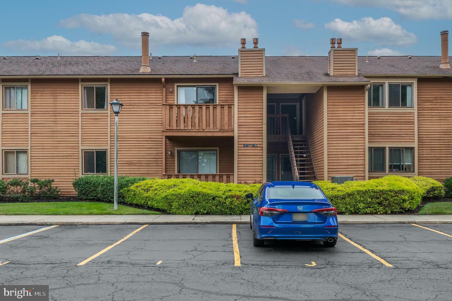 Property Photo:  1806 Woodhollow Drive  NJ 08053 