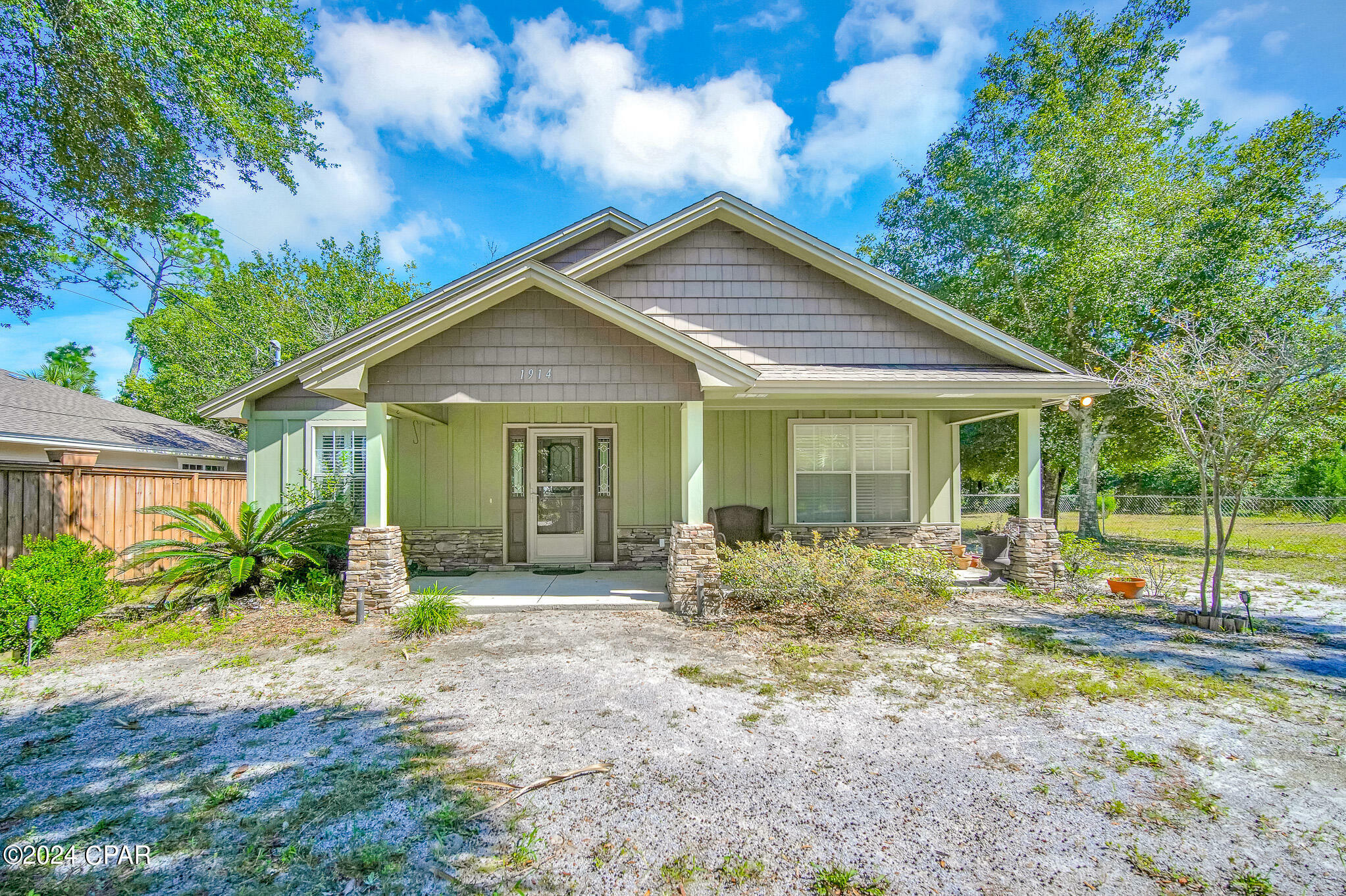 Property Photo:  1914 Louise Avenue  FL 32405 