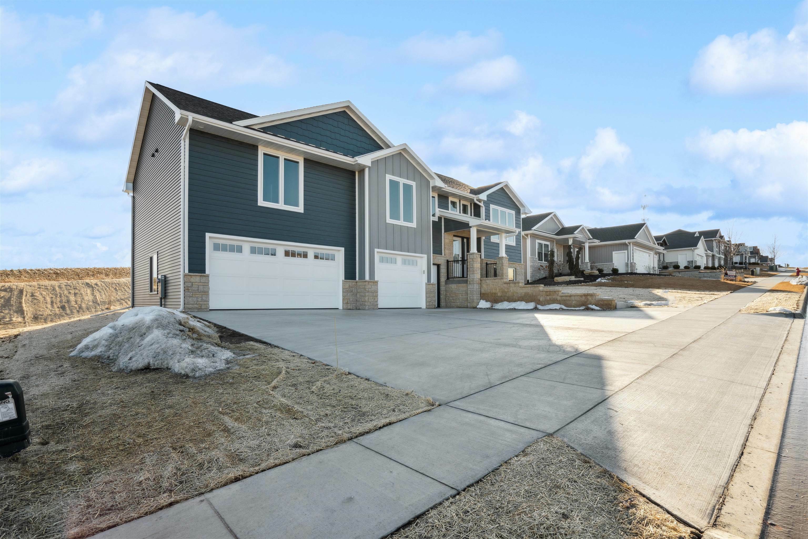 Property Photo: 2147 Jo Ann Drive IA 52002