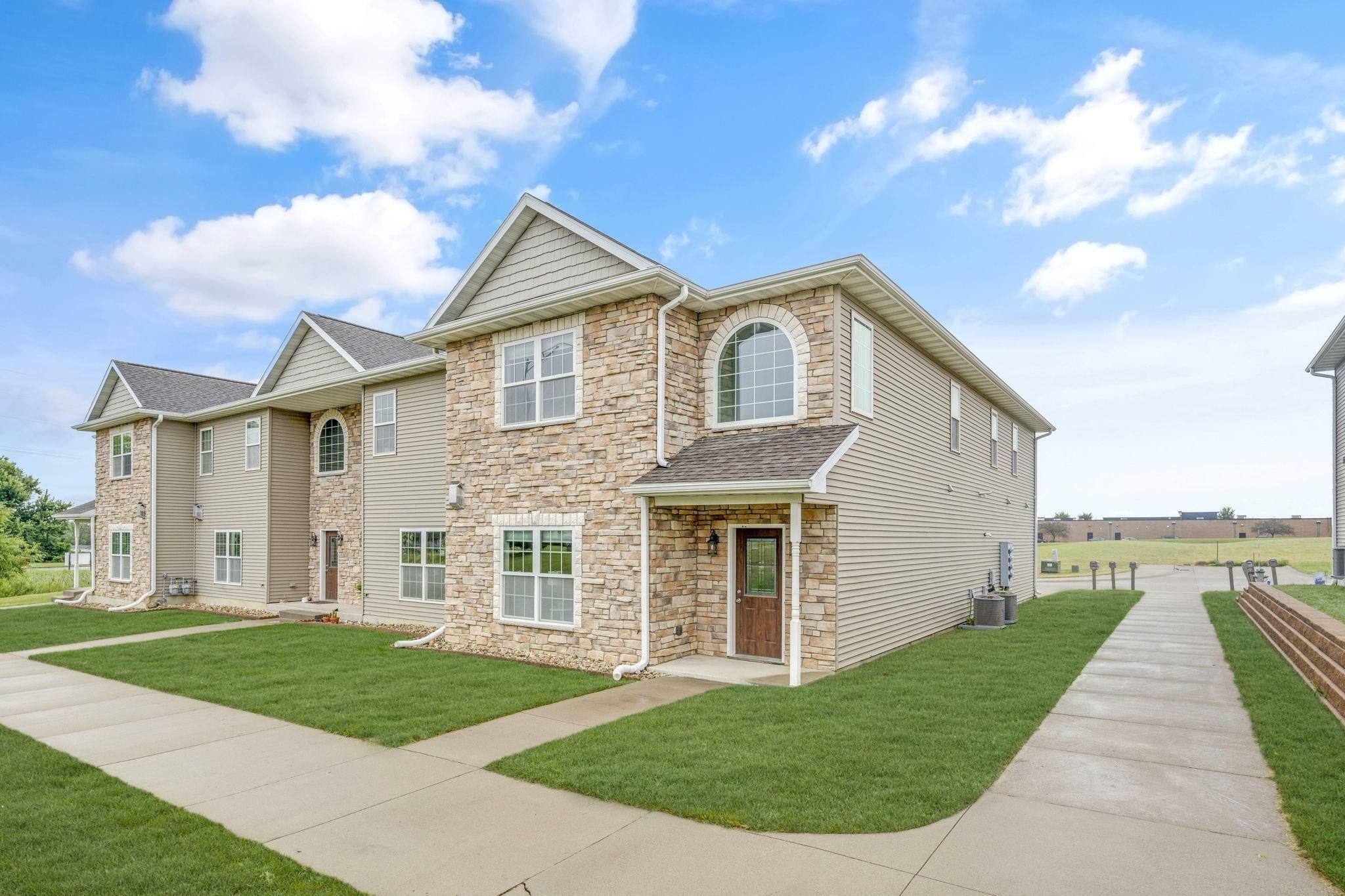 Property Photo:  4423 Wild Rose Court  IA 50613 