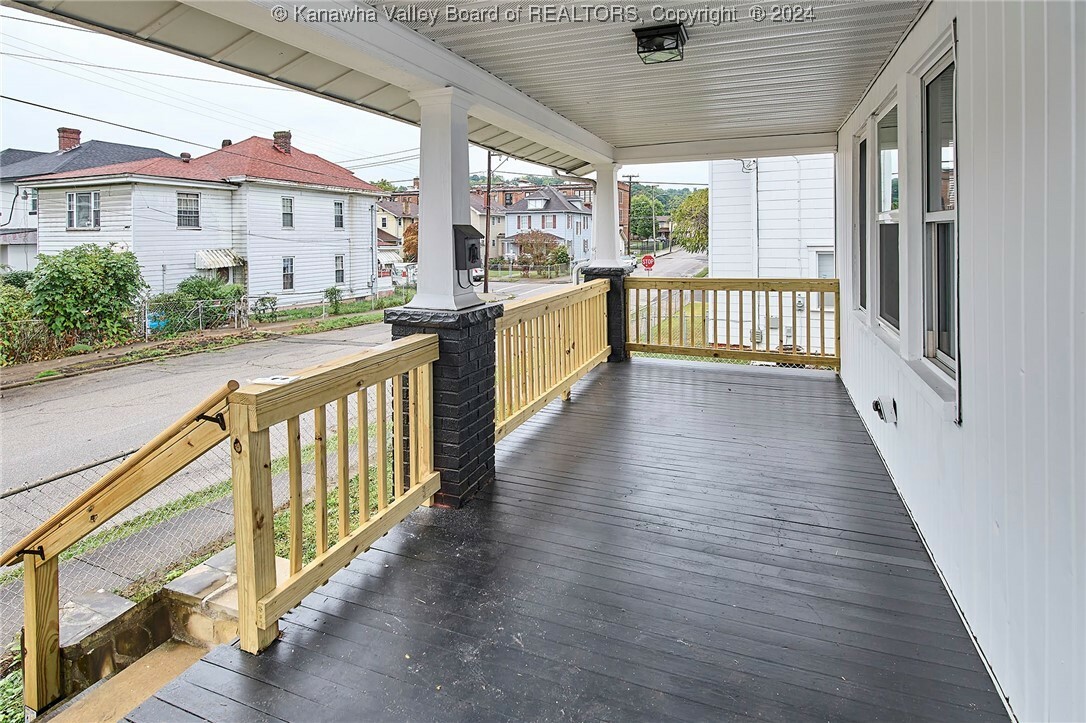 Property Photo:  405 Glenwood Avenue  WV 25302 