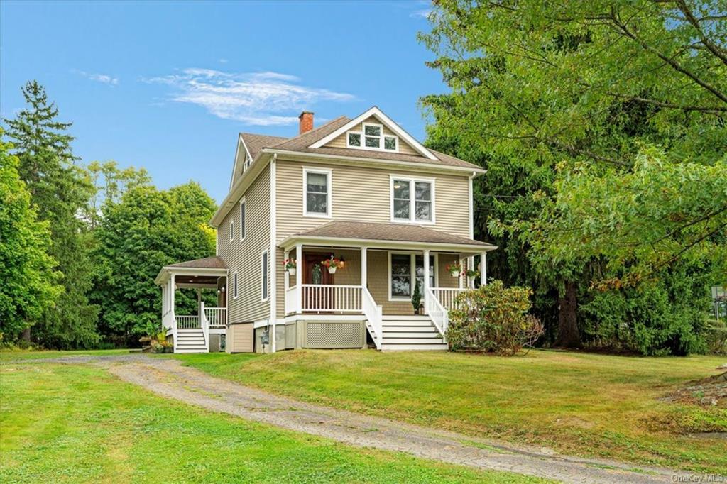 Property Photo:  10 Frost Lane  NY 12518 