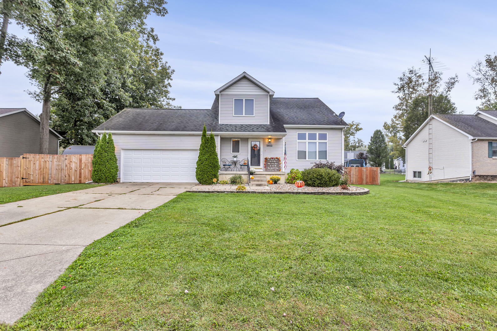 Property Photo:  5022 Fieldstone Street  MI 49201 