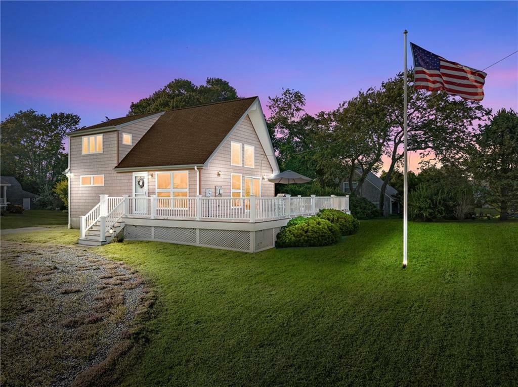 138 Lake Avenue  South Kingstown RI 02879 photo