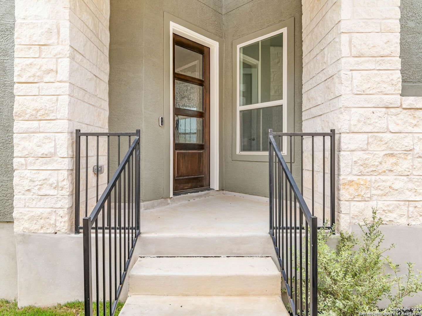 Property Photo: 712 Pond Bluff TX 78231