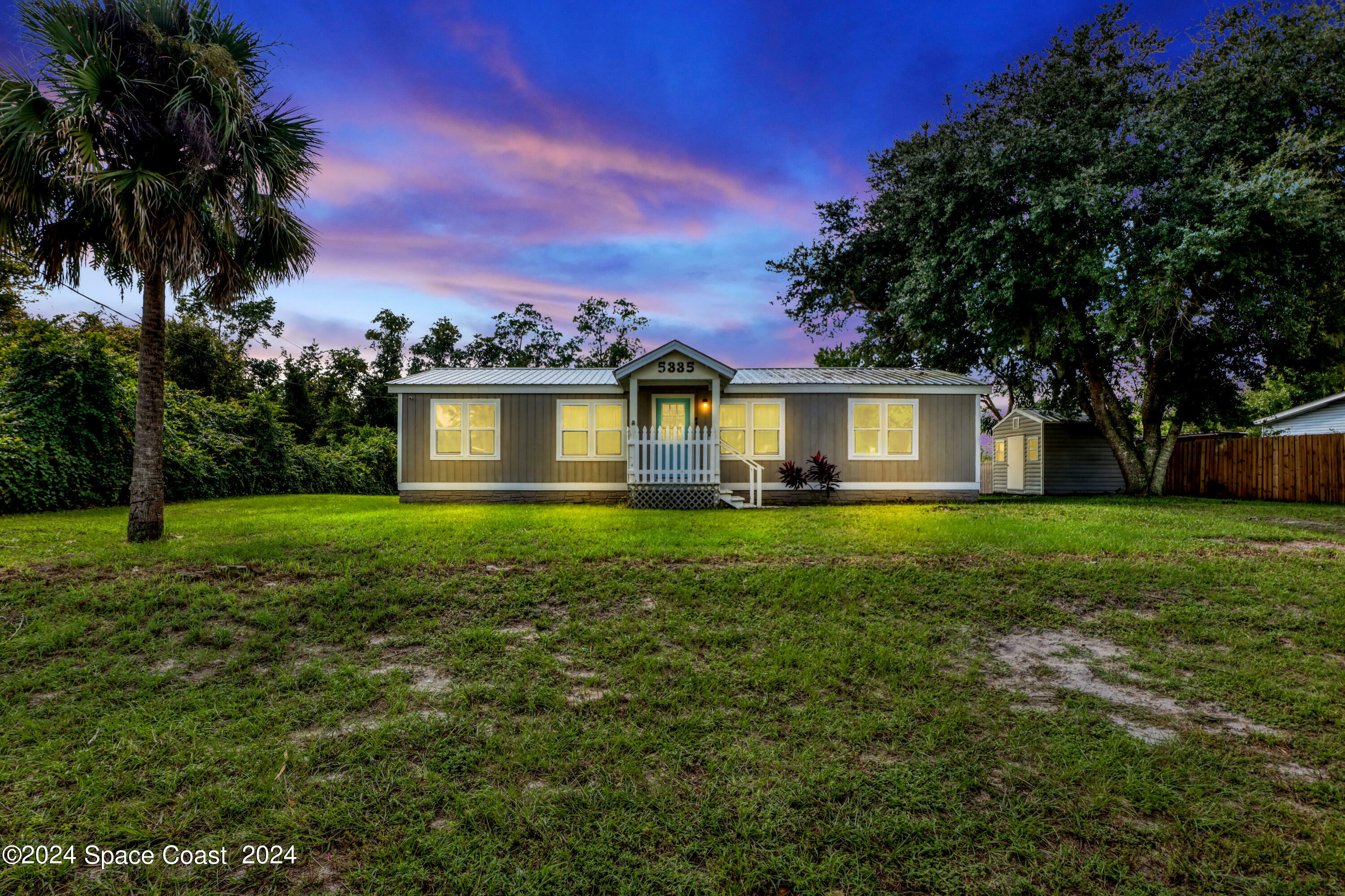 Property Photo:  5335 Bluebill Road  FL 32754 