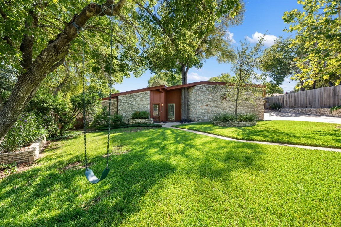 Property Photo:  11901 Glenda Court  TX 78753 