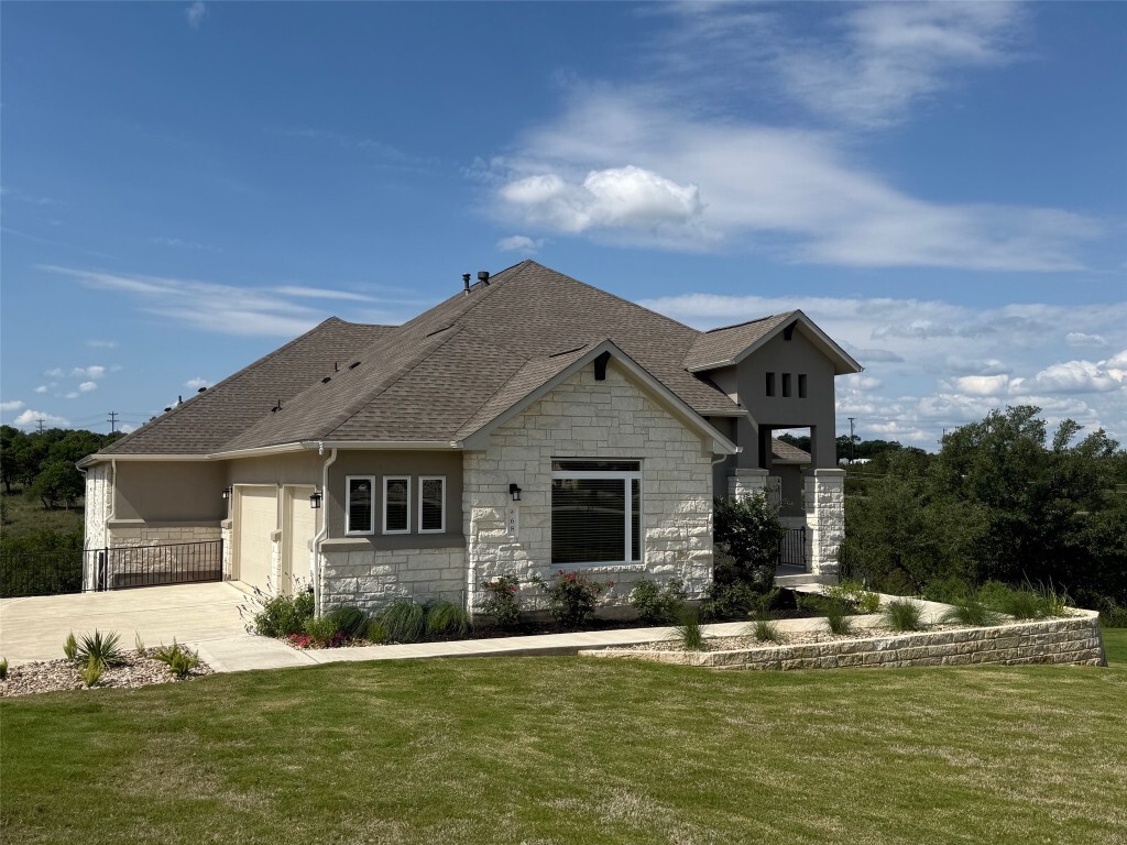 Property Photo: 68 Sierra Mosca Trail TX 78642