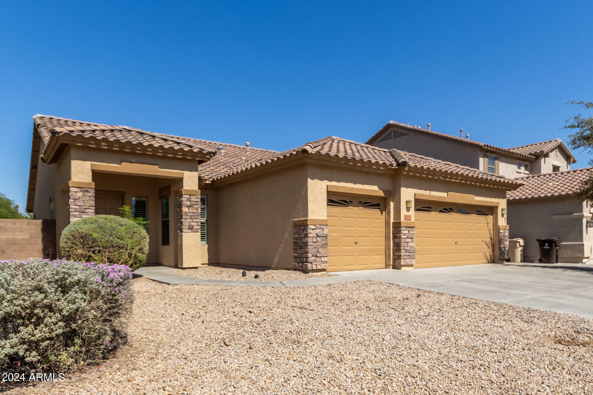 Property Photo:  8652 W Cinnabar Avenue  AZ 85345 