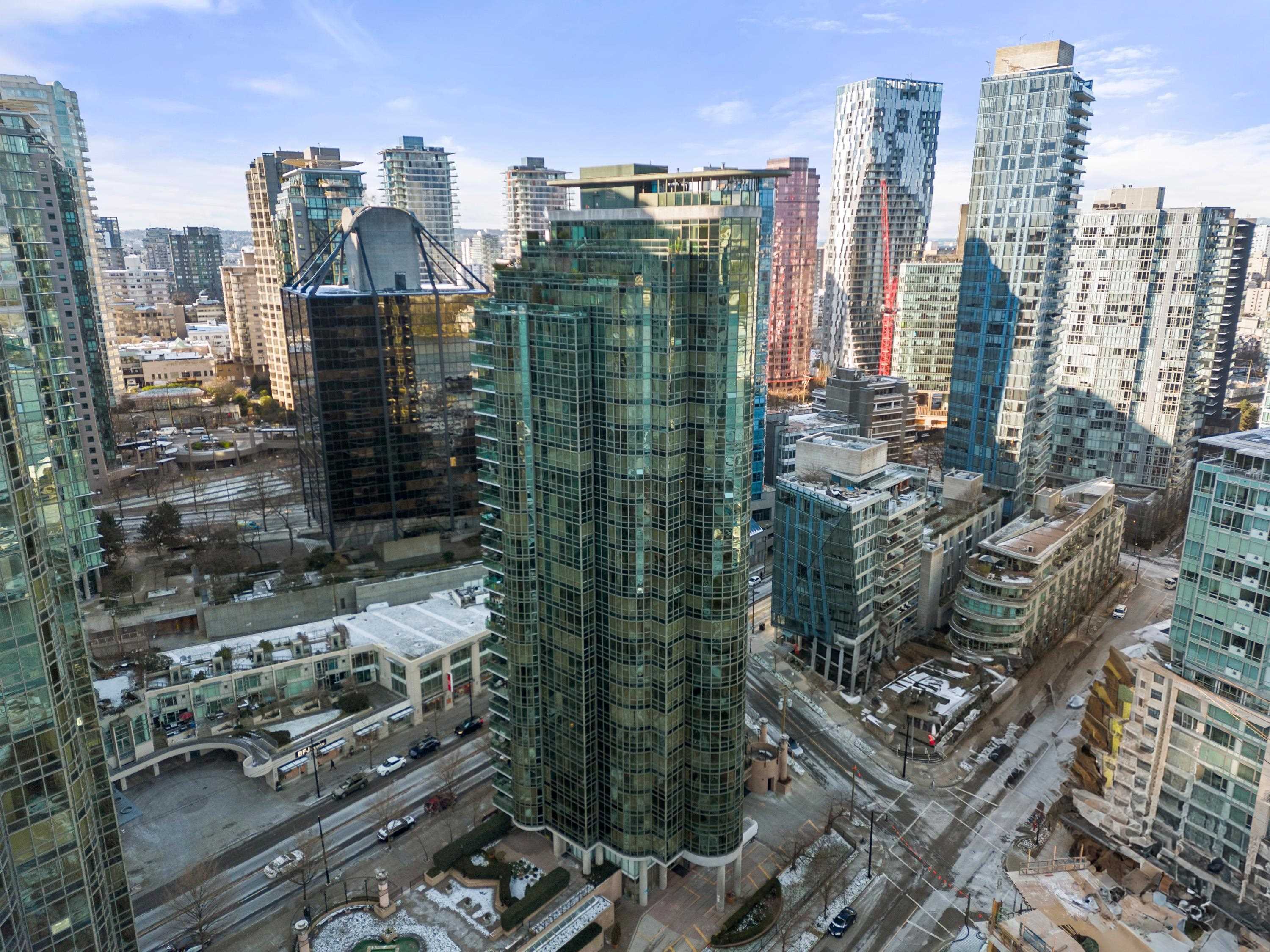 Property Photo: 588 Broughton Street 1006 BC V6G 3E3