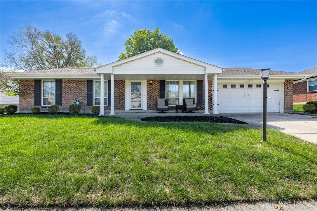 Property Photo:  2114 Robinhood Drive  OH 45342 