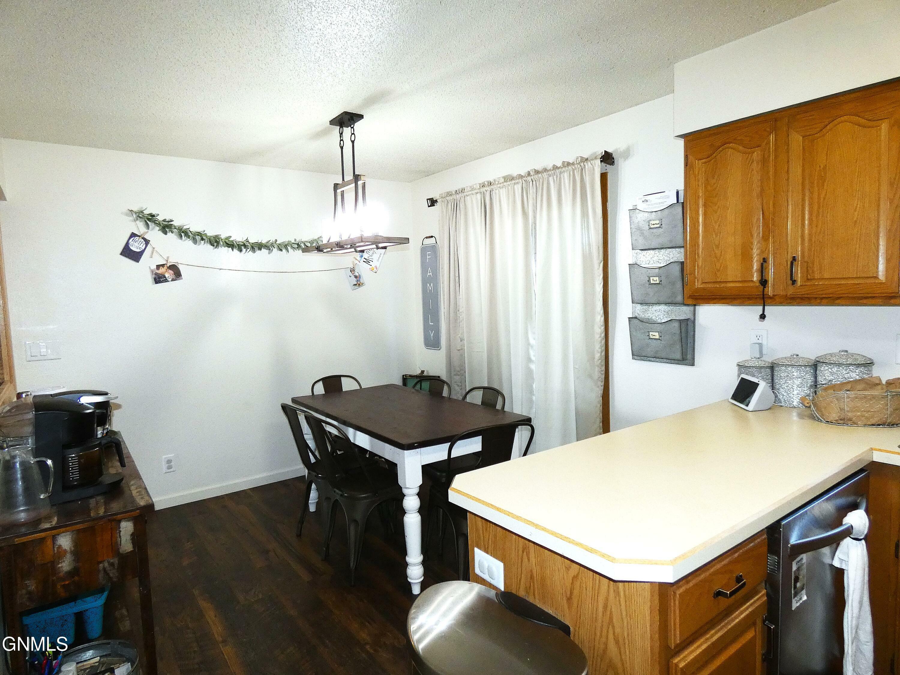 Property Photo:  616 29th Street  ND 58501 