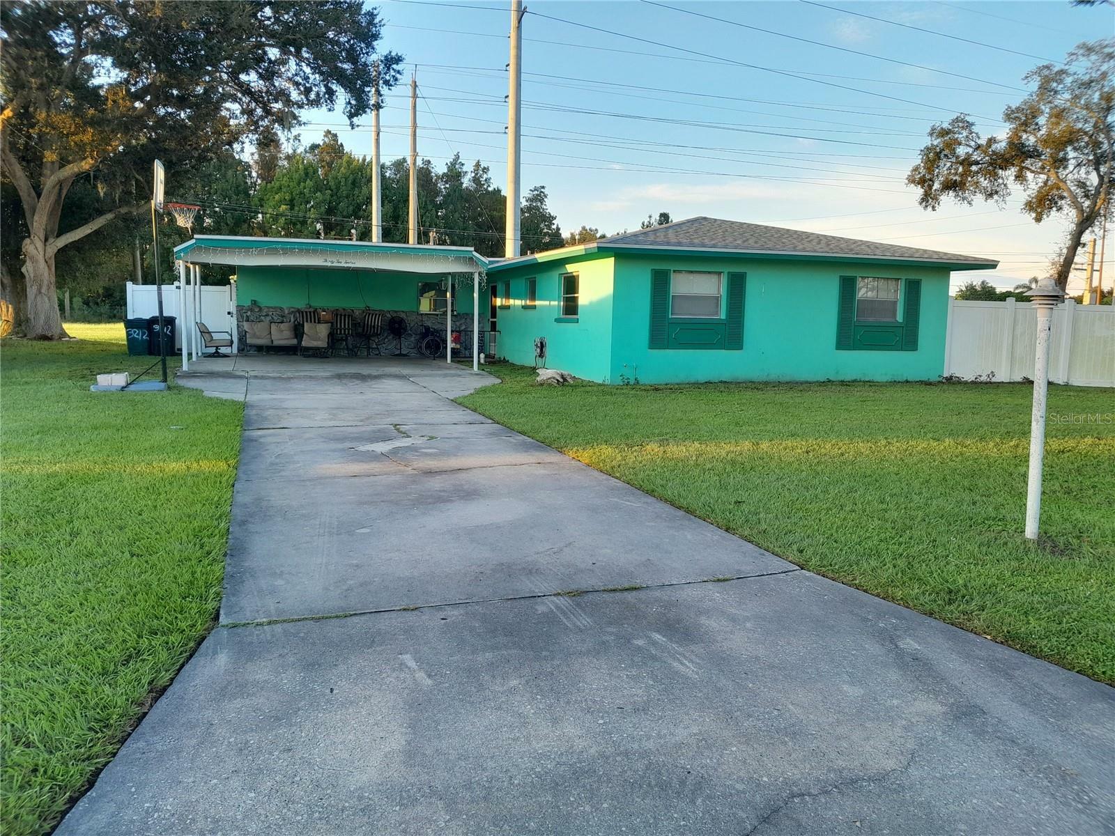 Property Photo:  3212 24th Parkway  FL 34235 