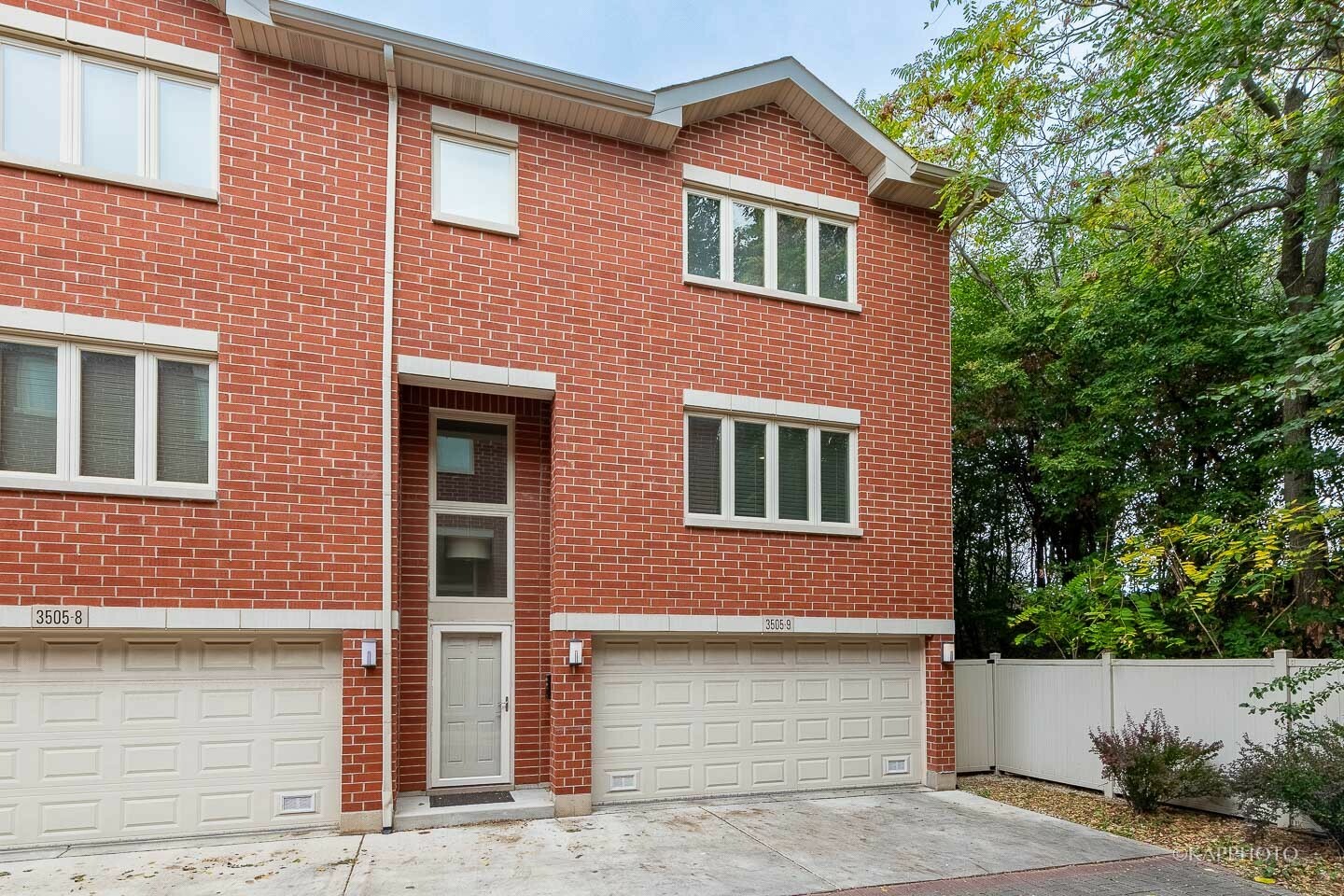 Property Photo:  3505 S Maplewood Avenue 9  IL 60632 