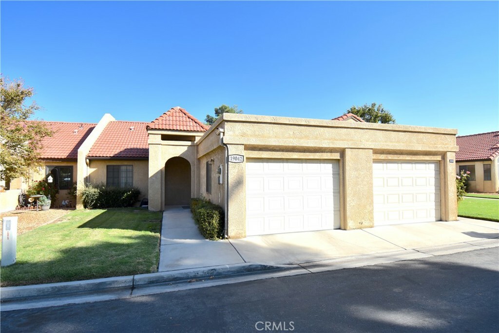 Property Photo:  19042 Cedar Drive  CA 92308 