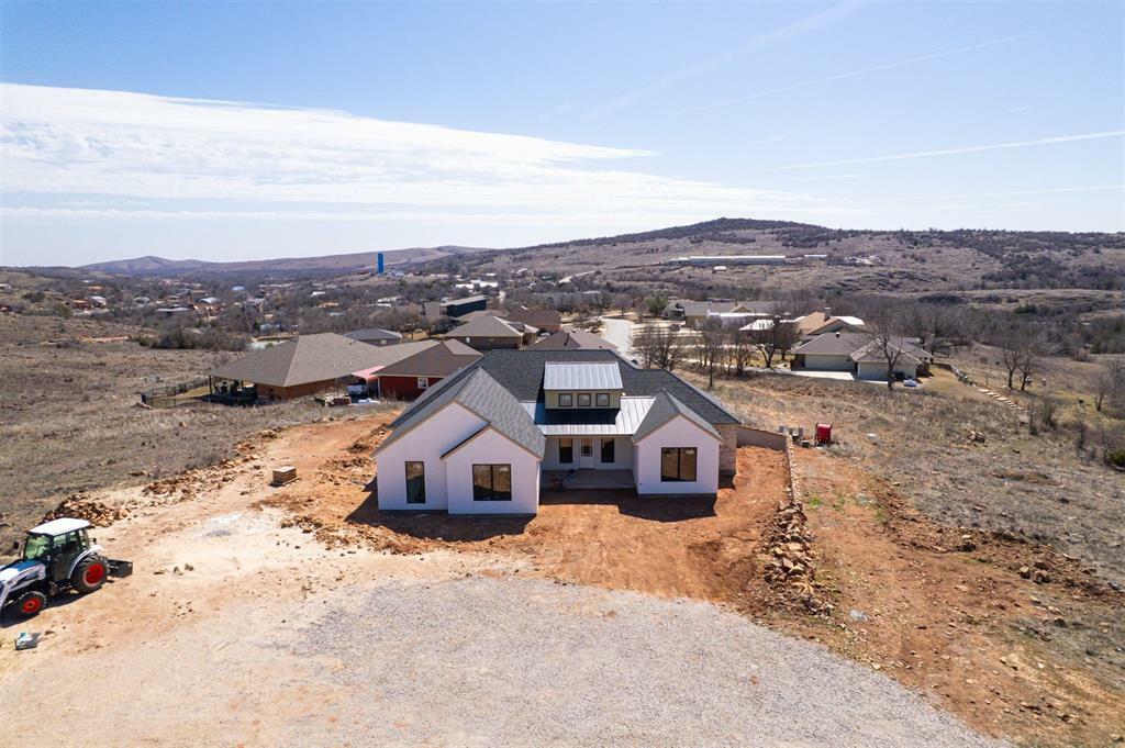 Property Photo: 2201 Sanctuary Drive OK 73557
