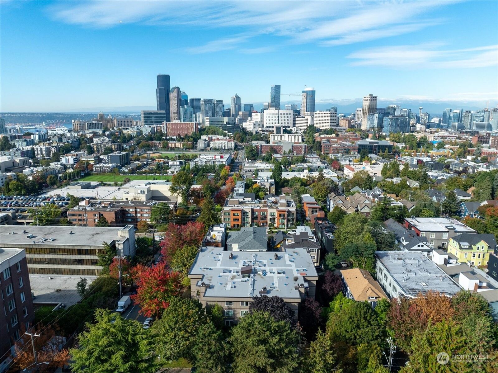 Property Photo: 701 17th Avenue 101 WA 98122