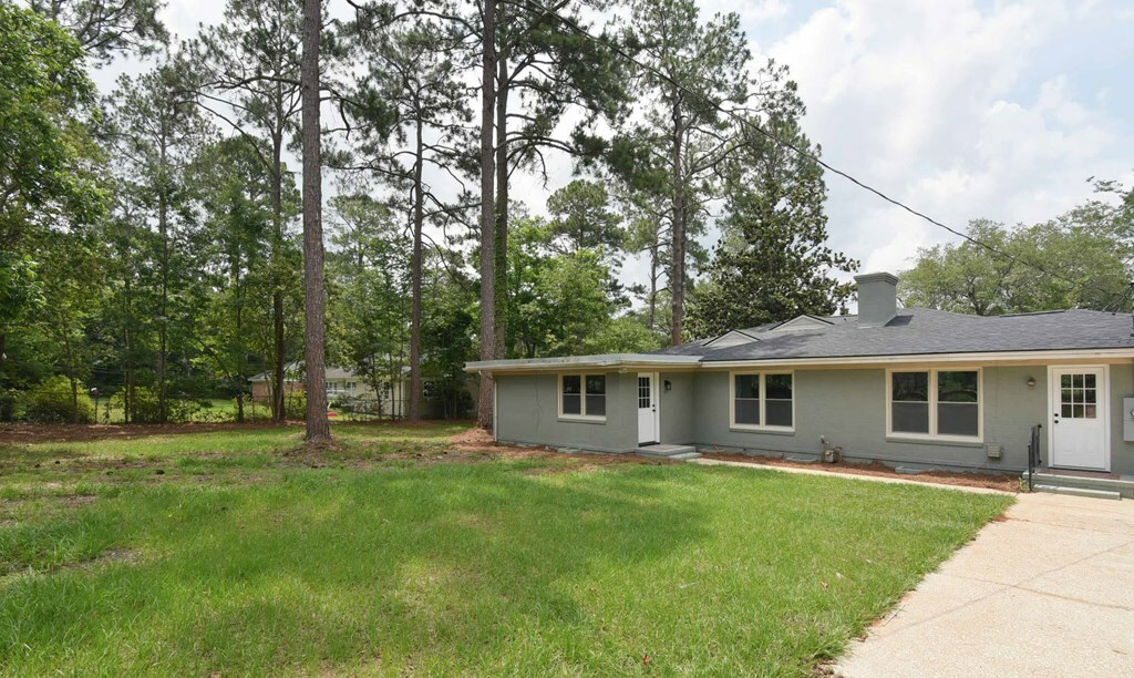 Property Photo:  1009 Summit Drive  GA 31707 